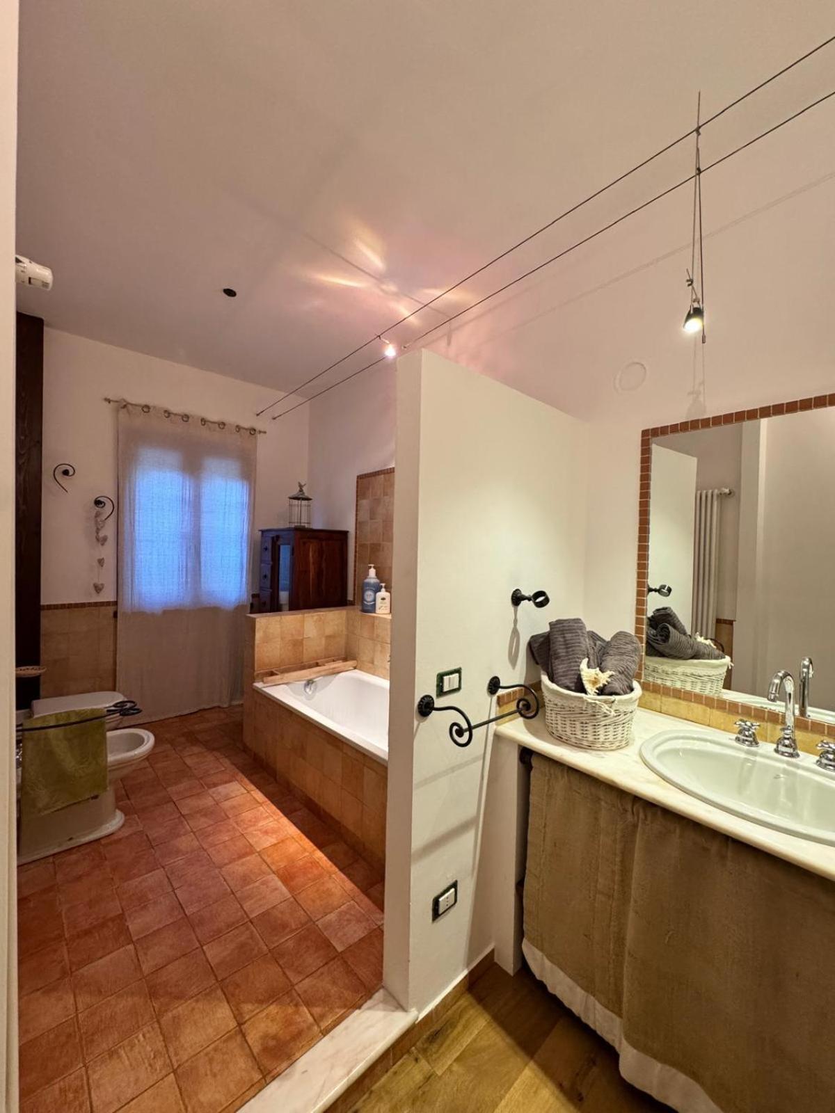 Bed and Breakfast Al Riccio Кокконато Экстерьер фото